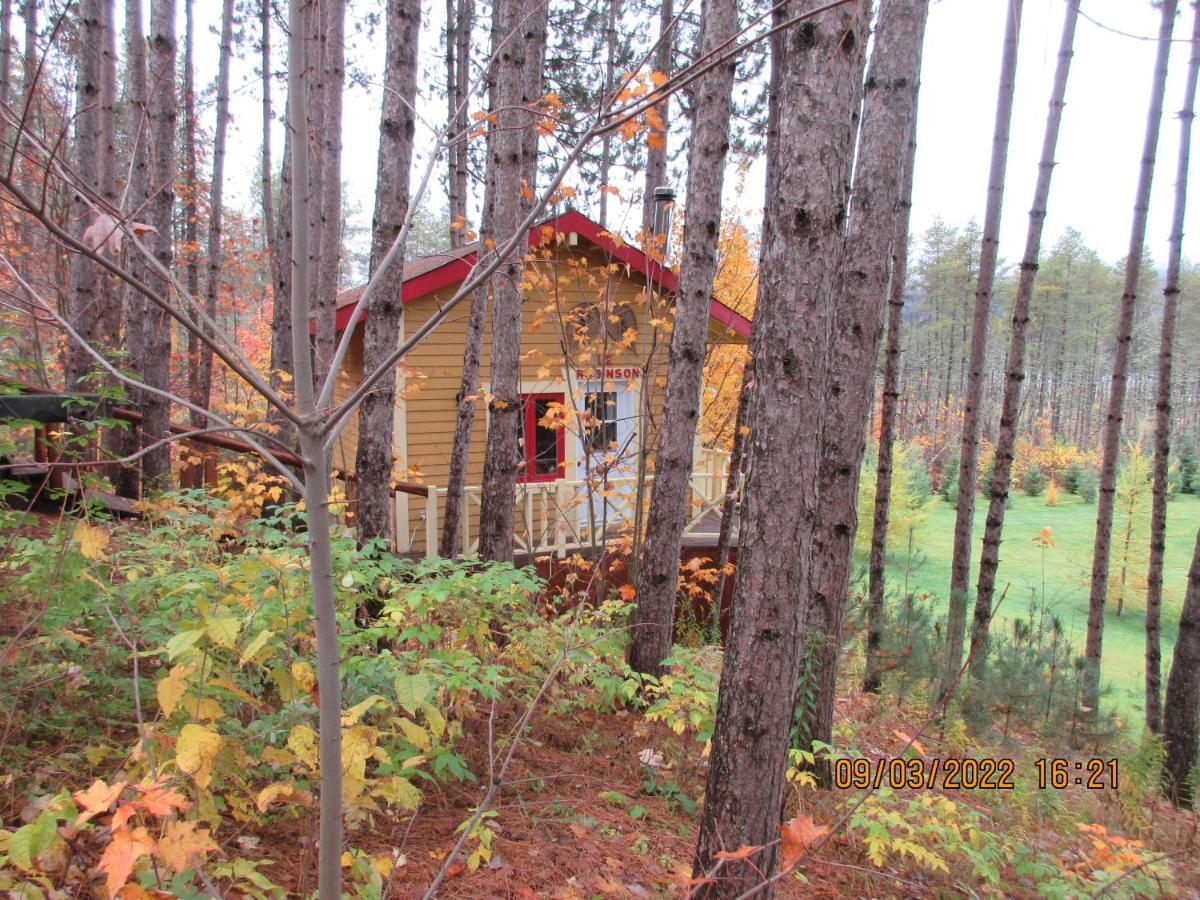 La Maison Sous Les Arbres Saint Roch de Mekinac Exterior foto